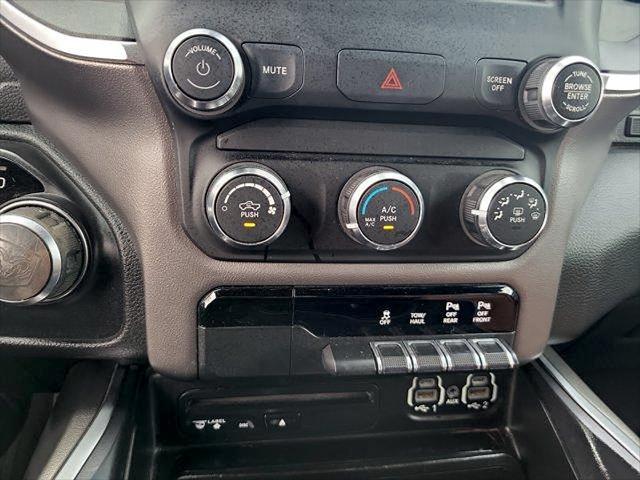 2019 Ram 1500 Big Horn/Lone Star Crew Cab 4x2 57 Box