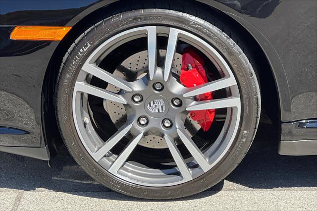 2011 Porsche 911 Carrera 4S