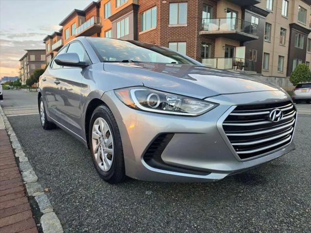 2017 Hyundai Elantra SE for sale in Union City, NJ