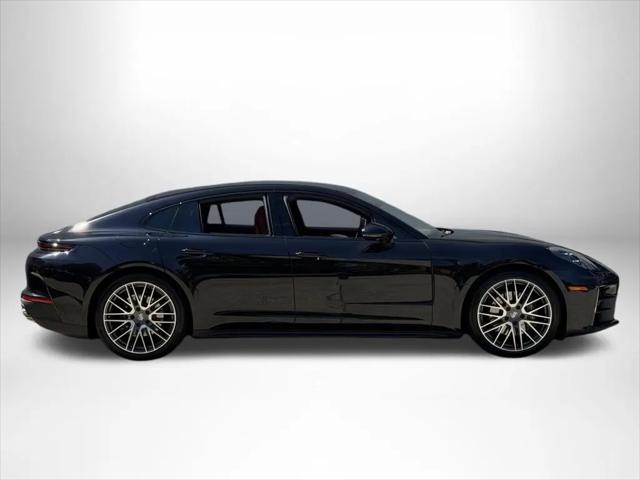 2024 Porsche Panamera 4