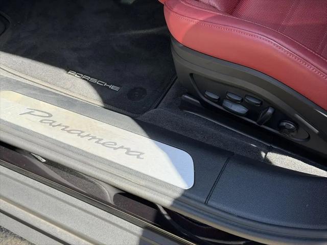 2024 Porsche Panamera 4