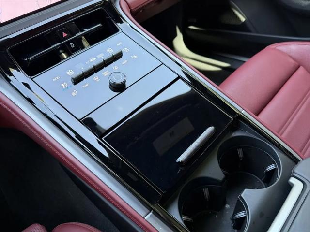 2024 Porsche Panamera 4