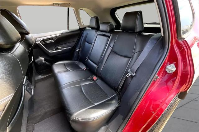 2021 Toyota RAV4 XLE