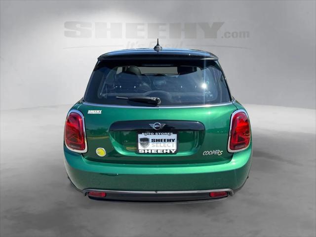 2024 MINI SE Hardtop Cooper