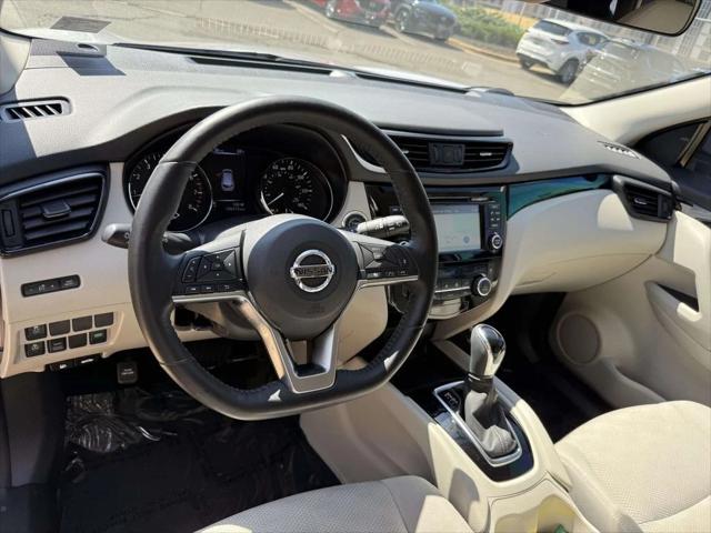 2018 Nissan Rogue Sport SV 2018 Nissan Rogue Sport SV