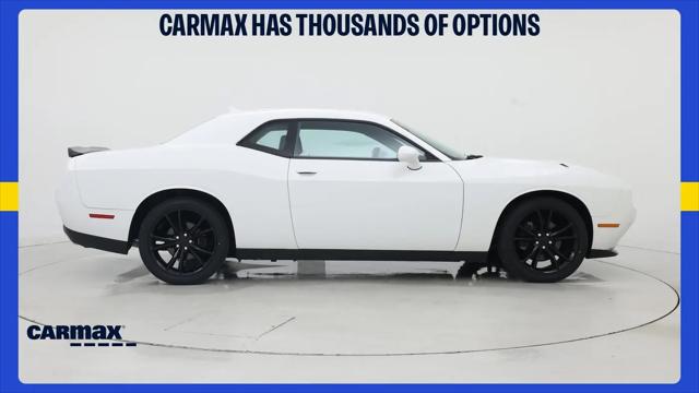 2016 Dodge Challenger SXT Plus