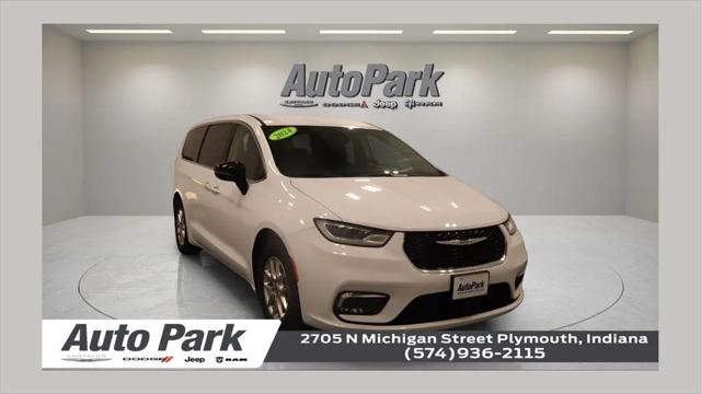 2024 Chrysler Pacifica Touring L for sale in PLYMOUTH, IN