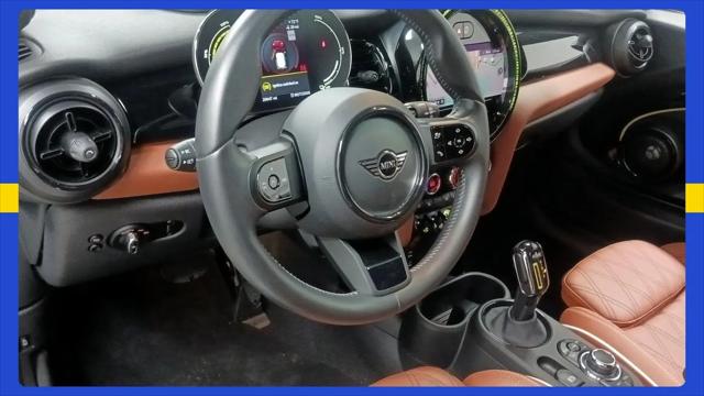 2023 MINI SE Hardtop Cooper