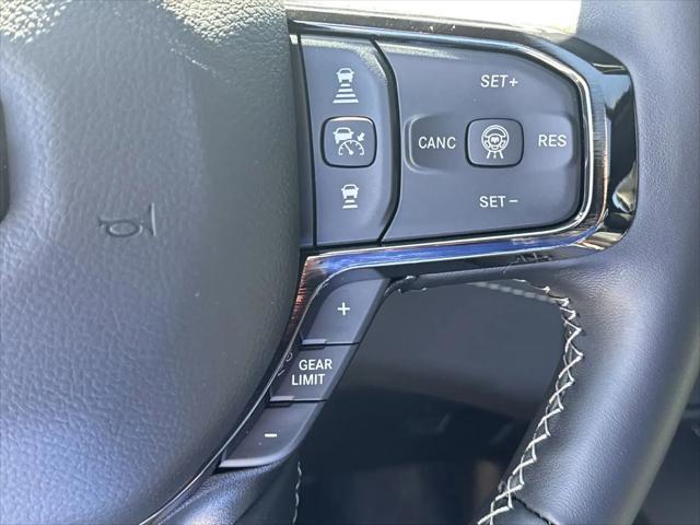 2025 Ram 1500 Limited Crew Cab 4x4 57 Box
