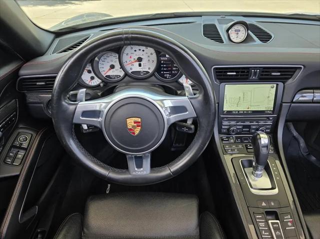2016 Porsche 911 Turbo S