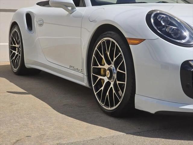2016 Porsche 911 Turbo S