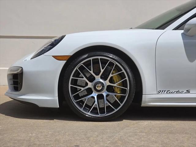 2016 Porsche 911 Turbo S