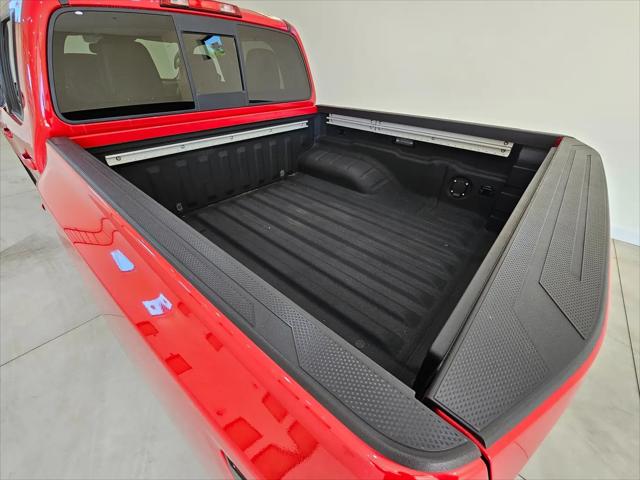 2022 Nissan Frontier Crew Cab SV 4x2