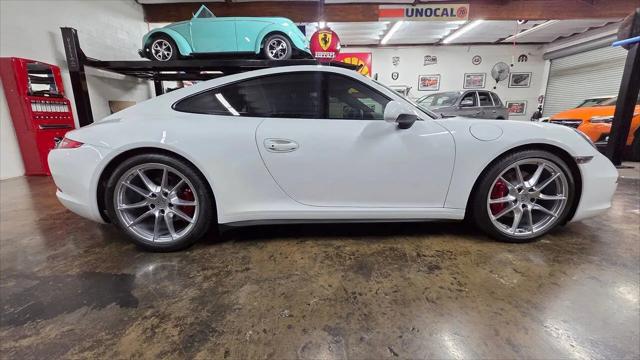 2014 Porsche 911 Carrera 4S