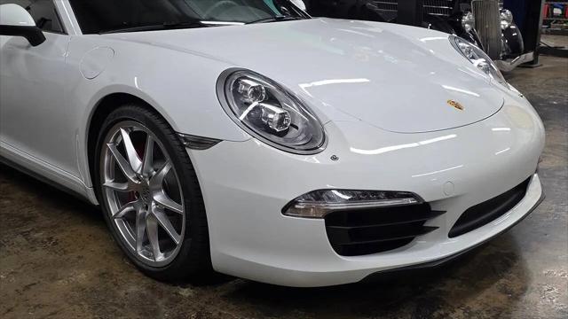 2014 Porsche 911 Carrera 4S
