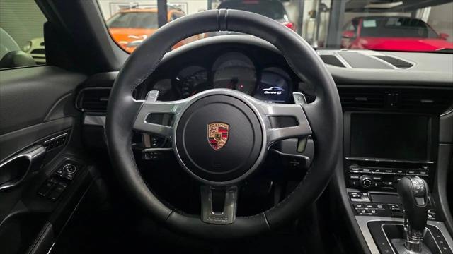 2014 Porsche 911 Carrera 4S