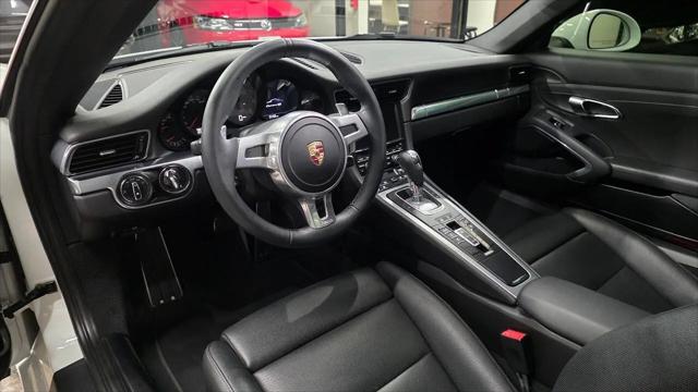 2014 Porsche 911 Carrera 4S
