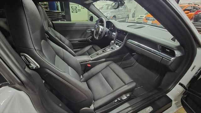 2014 Porsche 911 Carrera 4S