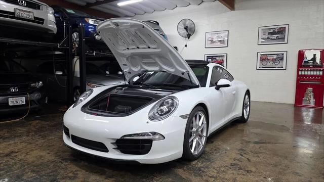 2014 Porsche 911 Carrera 4S