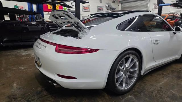 2014 Porsche 911 Carrera 4S