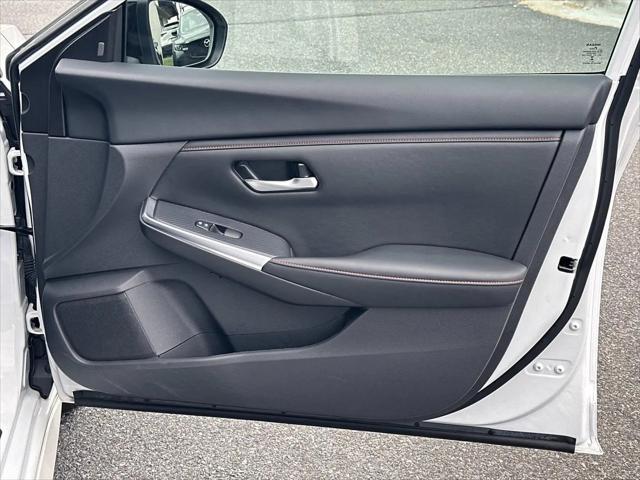 2024 Nissan Sentra SR Xtronic CVT