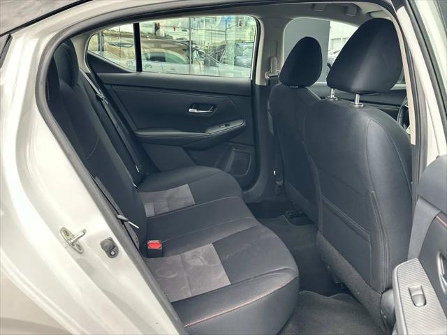 2024 Nissan Sentra SR Xtronic CVT