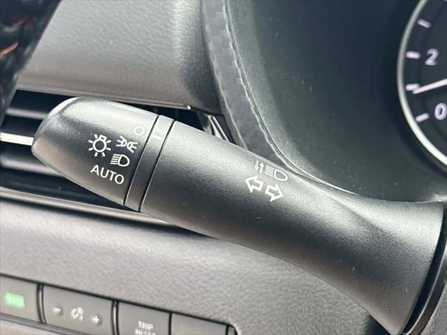 2024 Nissan Sentra SR Xtronic CVT