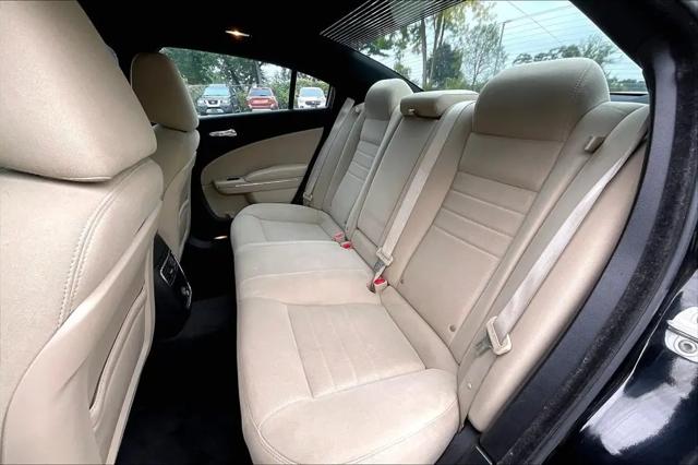 2012 Dodge Charger SE
