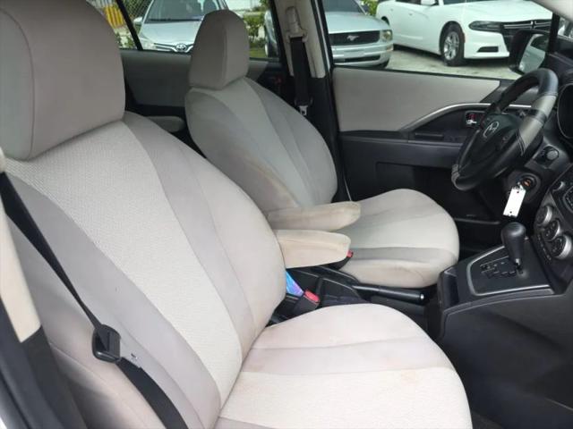 2015 Mazda Mazda5 Sport