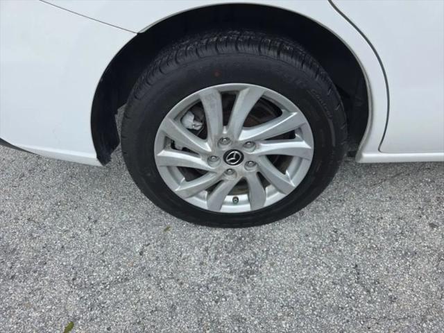 2015 Mazda Mazda5 Sport