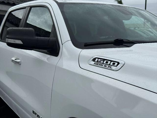 2019 Ram 1500 Big Horn/Lone Star Crew Cab 4x4 57 Box
