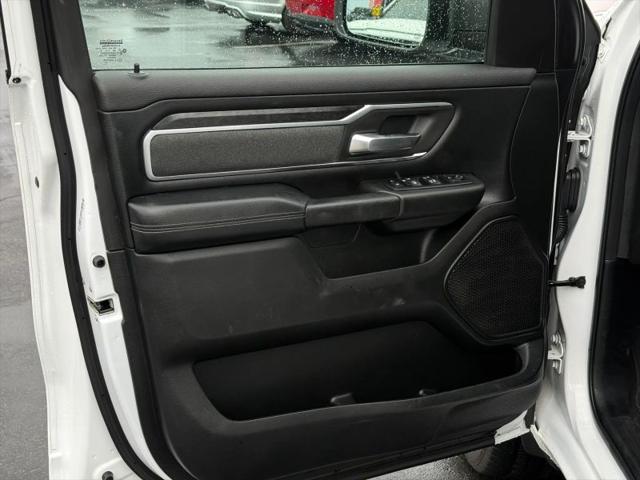 2019 Ram 1500 Big Horn/Lone Star Crew Cab 4x4 57 Box