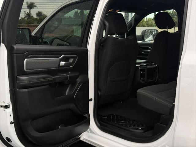 2019 Ram 1500 Big Horn/Lone Star Crew Cab 4x4 57 Box