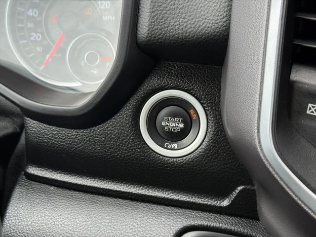 2019 Ram 1500 Big Horn/Lone Star Crew Cab 4x4 57 Box