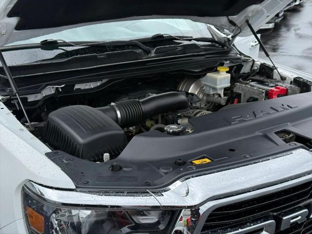 2019 Ram 1500 Big Horn/Lone Star Crew Cab 4x4 57 Box