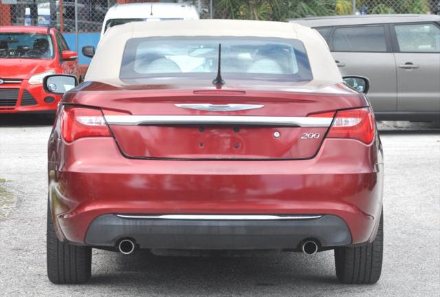 2011 Chrysler 200 Touring