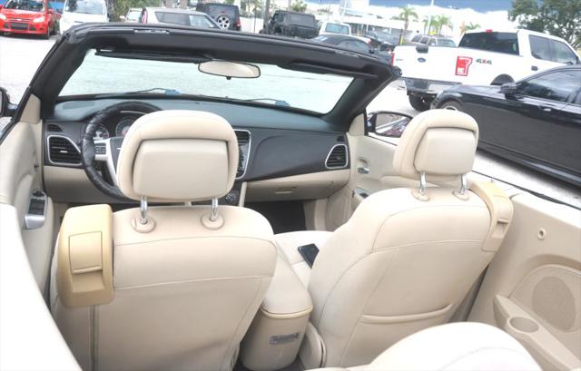 2011 Chrysler 200 Touring