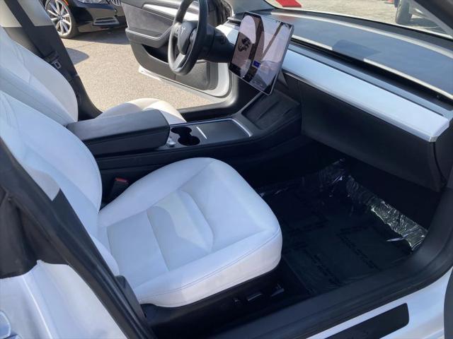 2021 Tesla Model 3 Standard Range Plus Rear-Wheel Drive