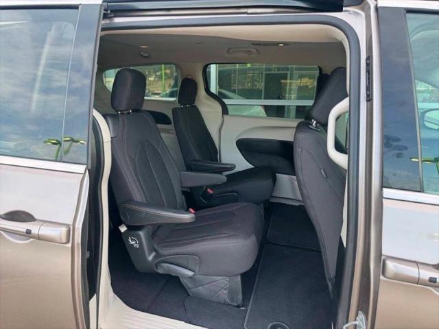 2017 Chrysler Pacifica Touring