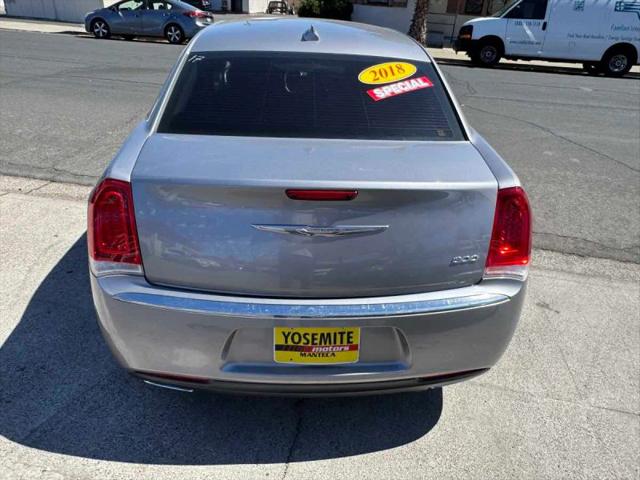 2018 Chrysler 300 Touring L