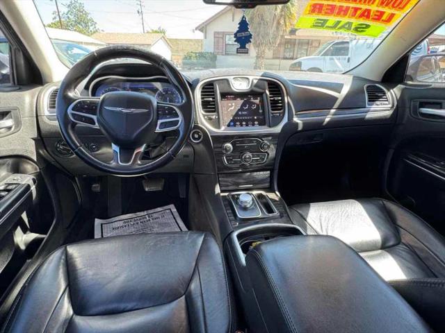 2018 Chrysler 300 Touring L