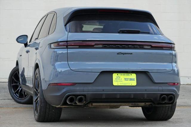 2025 Porsche Cayenne E-Hybrid E
