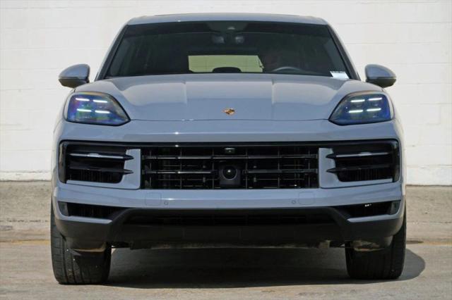 2025 Porsche Cayenne E-Hybrid E