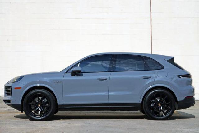 2025 Porsche Cayenne E-Hybrid E