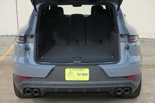 2025 Porsche Cayenne E-Hybrid E