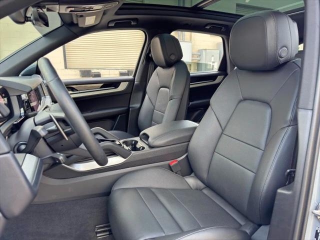 2025 Porsche Cayenne E-Hybrid E