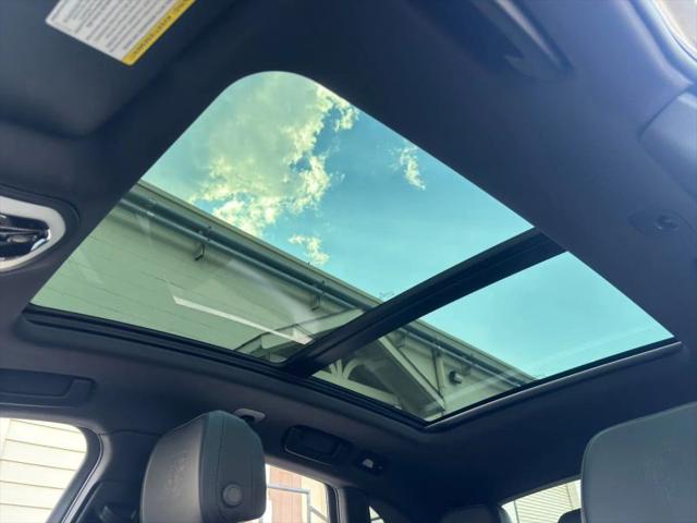 2025 Porsche Macan T