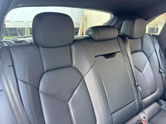 2025 Porsche Macan T