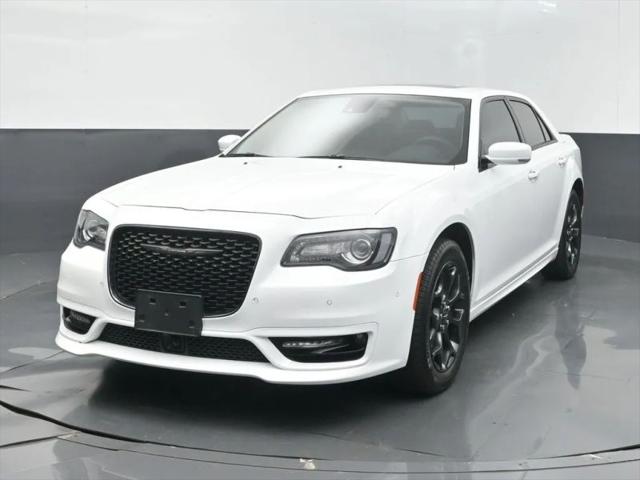 2023 Chrysler 300 Touring L AWD