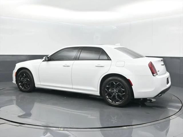 2023 Chrysler 300 Touring L AWD